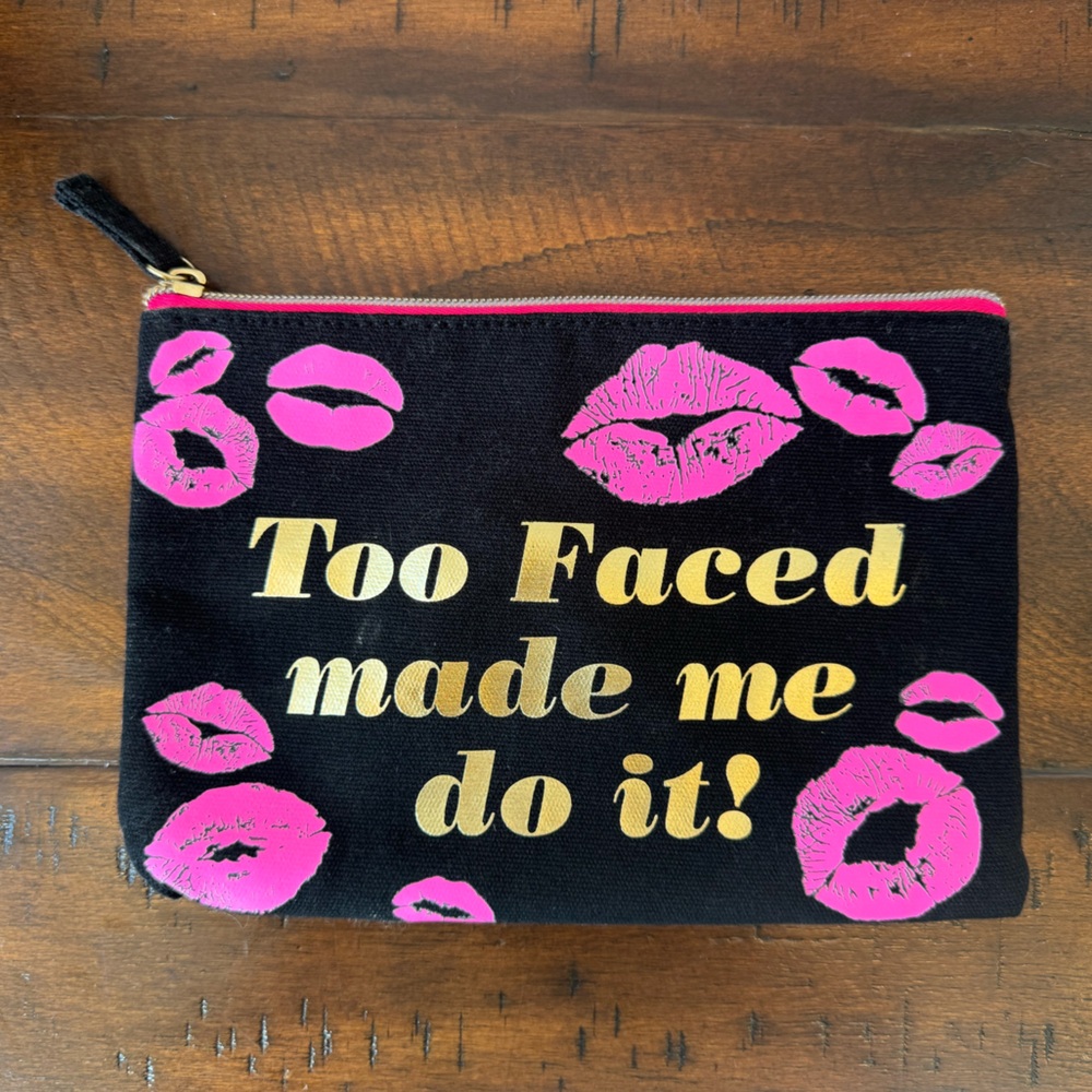 Too Faced Black and Pink Kiss Cosmetic Makeup Bag NWOT